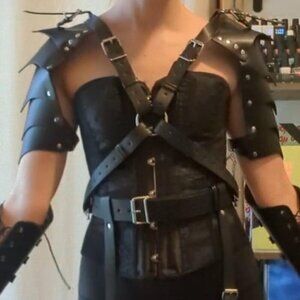 Medieval Knight PU Leather Leggings Corset Belt Shawl Renaissance Shoulder Cape